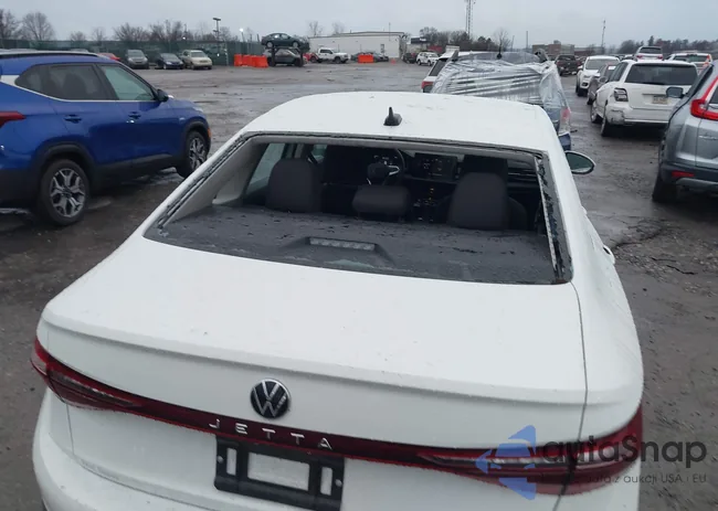 3VW5X7BUXSM072038: 44006541