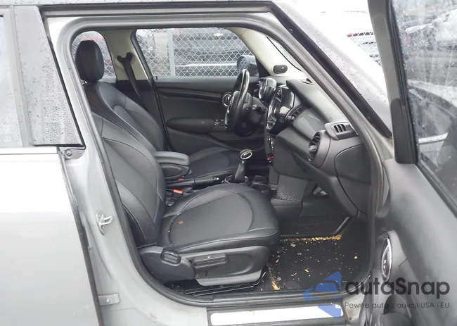 WMWXU1C56G2D12029: 44006570