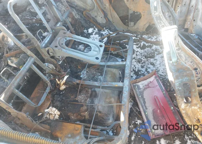 2GNFLEE53C6203647: 44006612