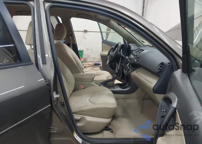 2T3BF4DV8AW072890: 44007662