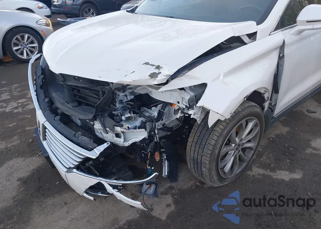 5LMCJ2A94FUJ27900: 44007669