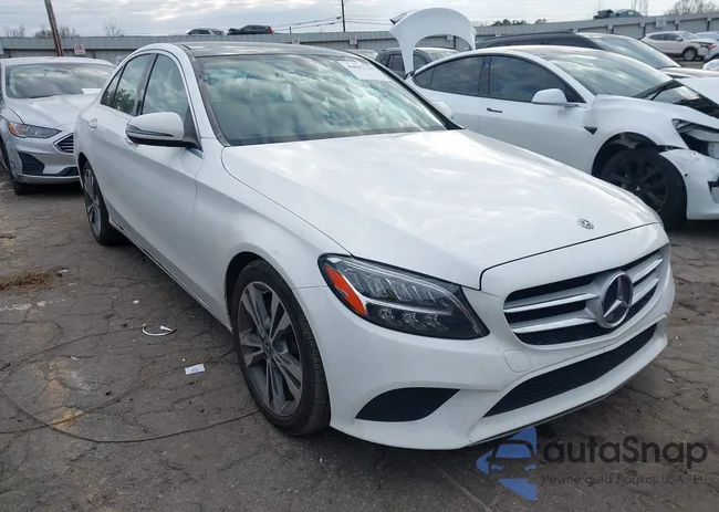 W1KWF8DB2MR606717: 44007720