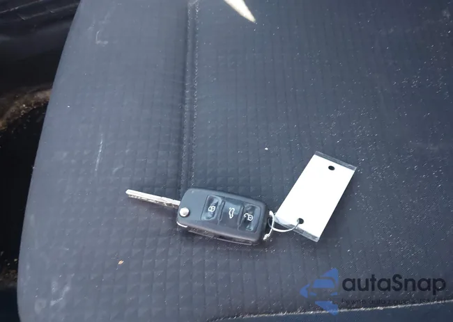 3VW2K7AJ7FM304044: 44007749