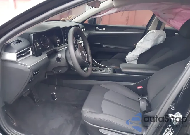 5XXG14J27MG040826: 44007768