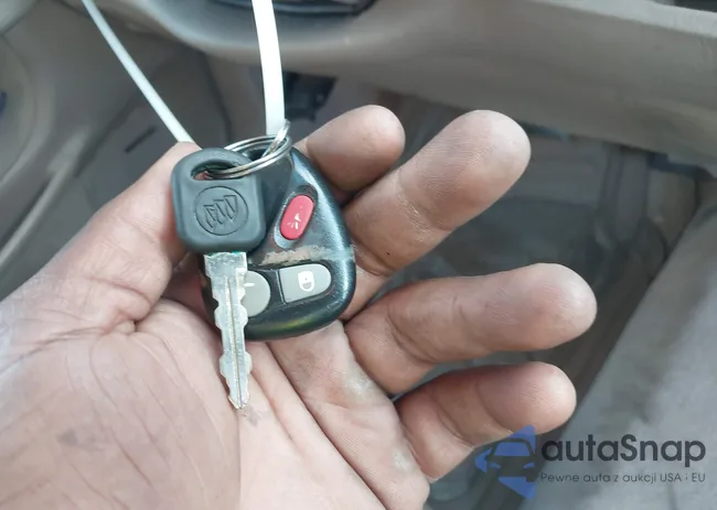 1G4CW54K3Y4260557: 44007770