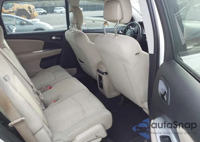 3C4PDCAB4FT559597: 44007858