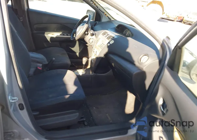 JTDBT923381227216: 44007913