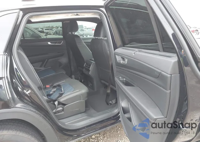 1V2FC2CA6TC209679: 44007919