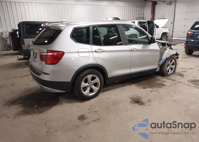 5UXWX5C5XBL700084: 44008052