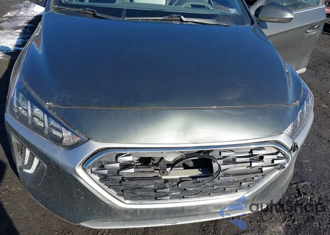 KMHC85LC1LU242183: 44008056