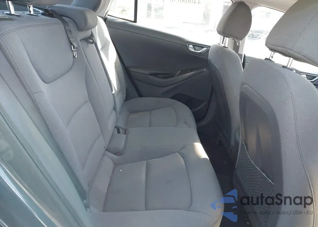 KMHC85LC1LU242183: 44008056