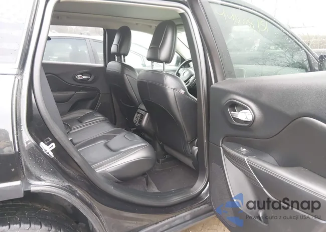 1C4PJMDSXGW285599: 44008151