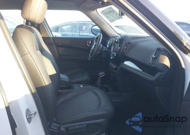 WMZYS7C53K3J04903: 44008185