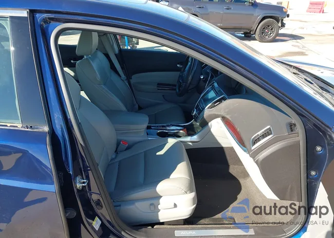 19UUB2F37FA006701: 44008205