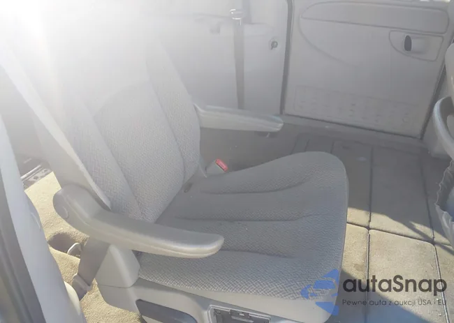 2A4GP44R47R342541: 44008239