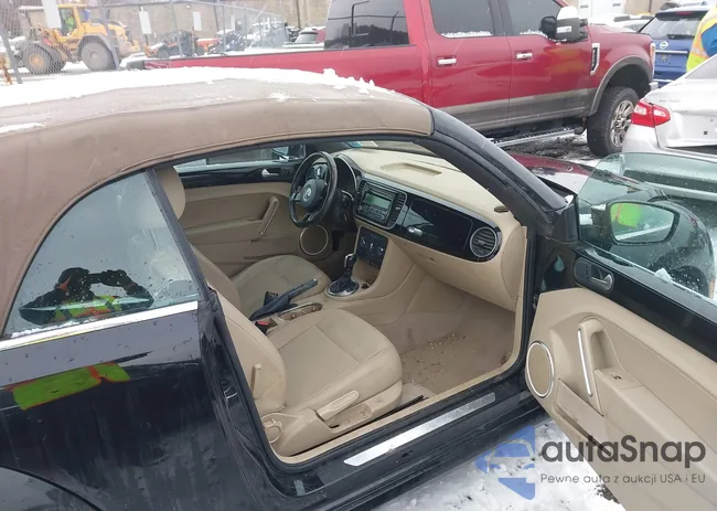 3VW5P7AT6DM800529: 44007310