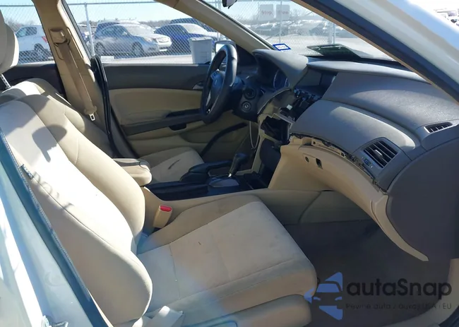 1HGCP2F36AA021471: 44007334