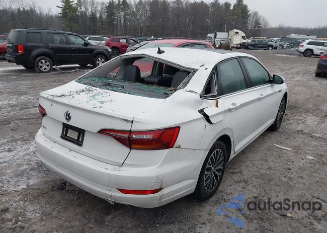 3VWE57BU0KM064617: 44007352