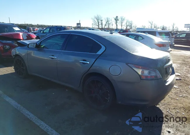 1N4AA5AP8EC908962: 44007379