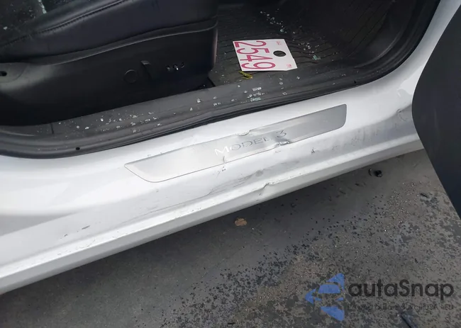 5YJ3E1EA6JF154656: 44007469