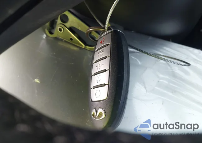 JN1EV7APXKM541096: 44007517