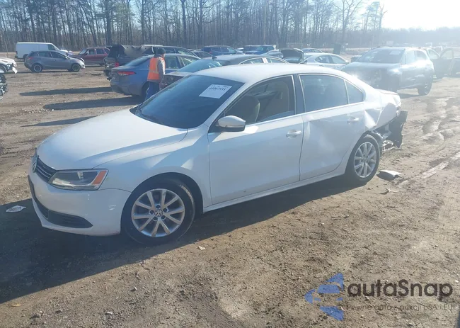 3VWDP7AJ0DM440118: 44007535