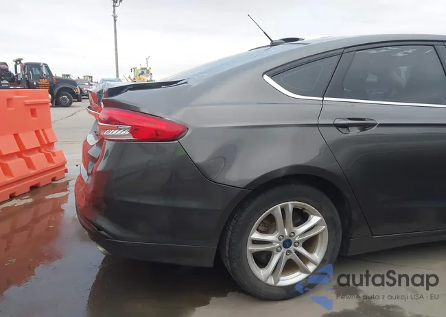 3FA6P0LU2JR224186: 44007547