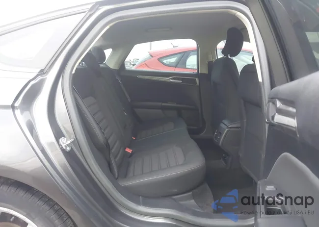 3FA6P0LU2JR224186: 44007547