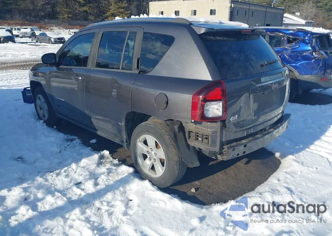 1C4NJCBA3ED801015: 44008727