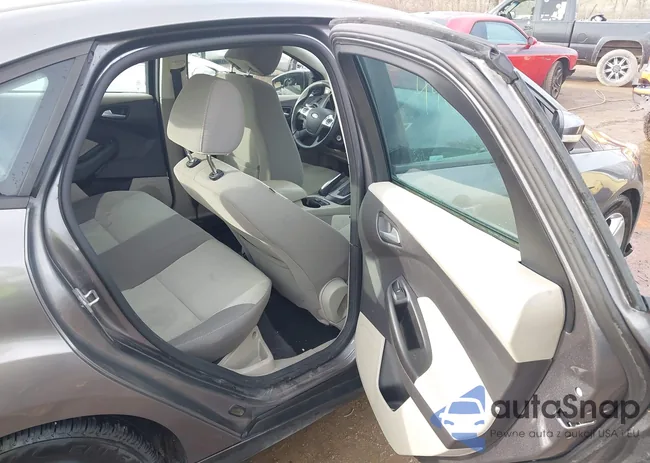 1FADP3F28EL136914: 44008848