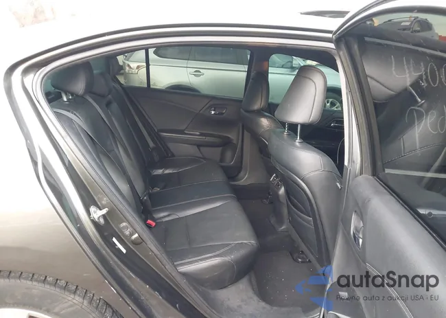 1HGCR2F83EA203267: 44008907