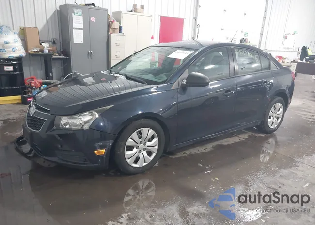 1G1PA5SHXE7110573: 44009045