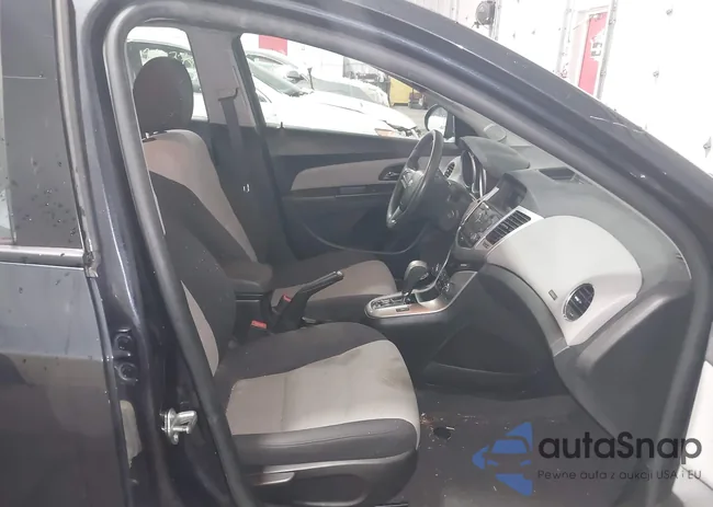 1G1PA5SHXE7110573: 44009045