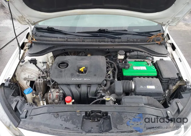 5NPD84LF1JH328498: 44009071