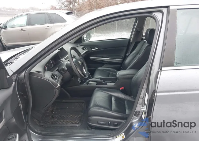 1HGCP36849A012801: 44009084