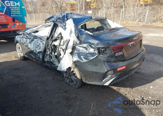 3KPF24ADXRE761006: 44009130