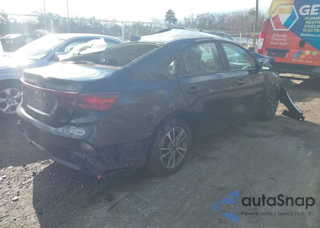 3KPF24ADXRE761006: 44009130