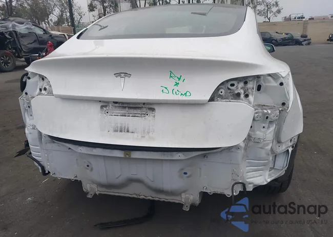 5YJ3E1EA7MF090308: 44009134