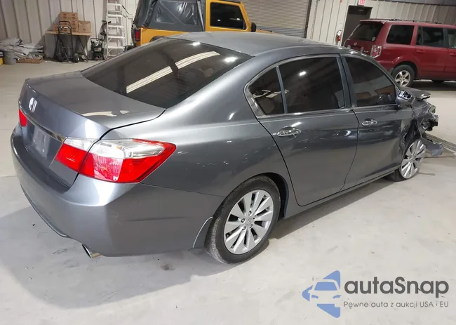 1HGCR2F7XDA144238: 44008259