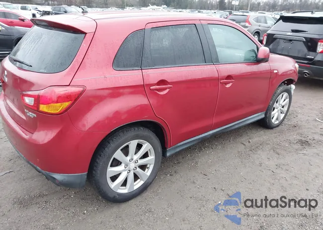 4A4AR3AU6EE024030: 44008264