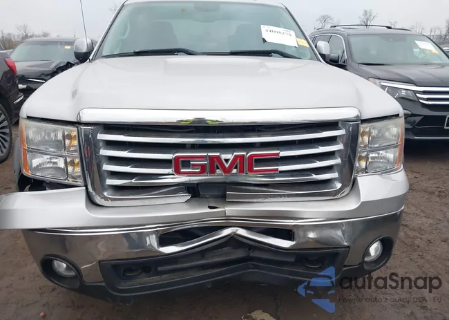 1GTSKVE38AZ157663: 44008278