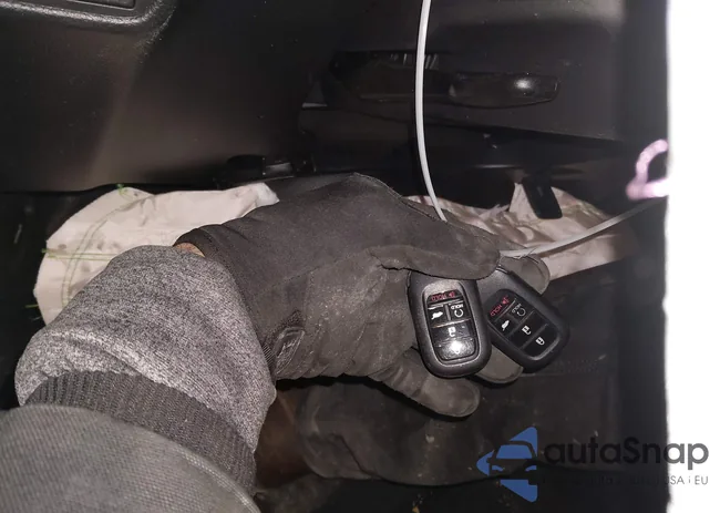 2HKRS4H44TH408623: 44008337