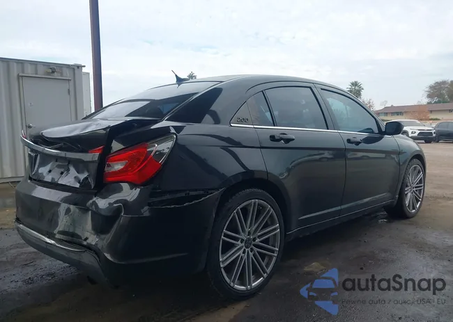 1C3CCBAB7DN686065: 44008346