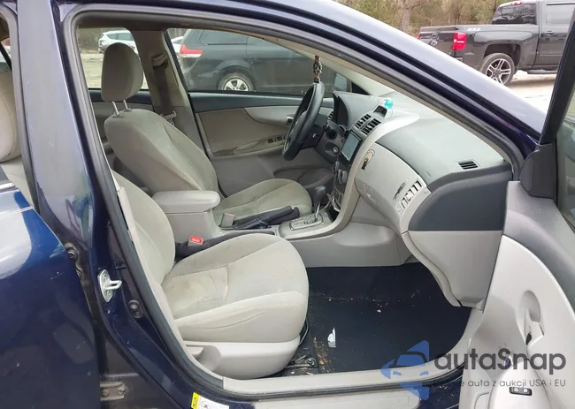 2T1BU4EE3DC964337: 44008359