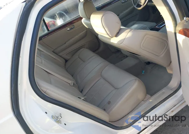 1G6KD57Y06U168411: 44008508