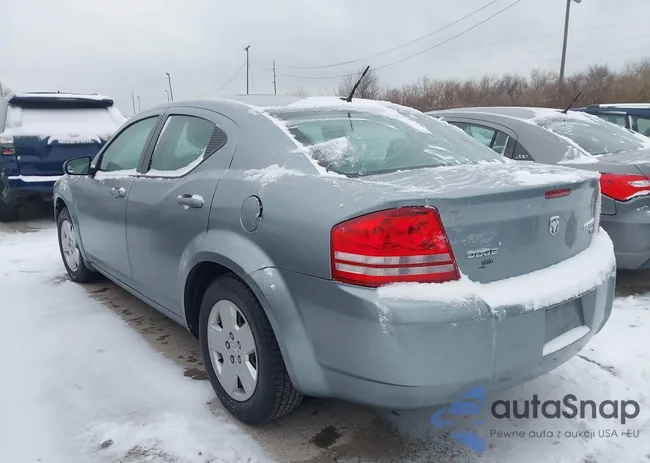 1B3LC46B49N552770: 44009738