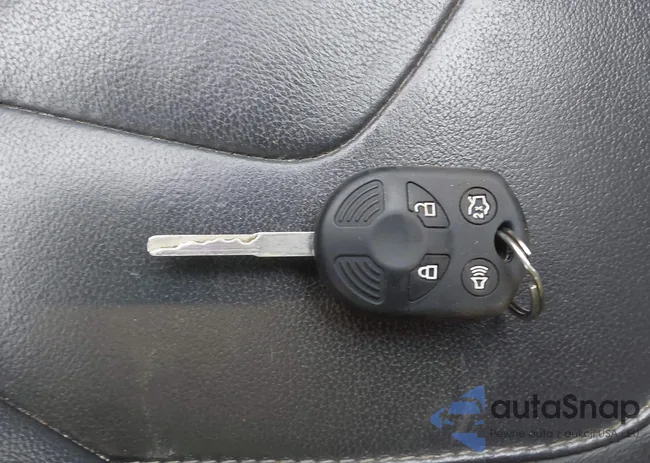 1FADP3K23GL307755: 44009780