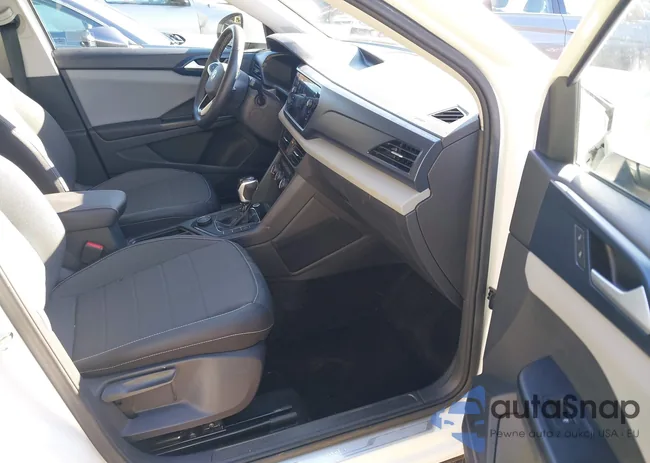 3VVVX7B22PM373171: 44009884