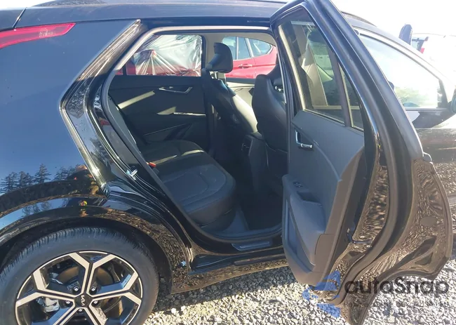 KNDCR3LF3S5280457: 44009900