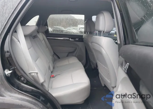 5XYKTCA10BG180702: 44009910